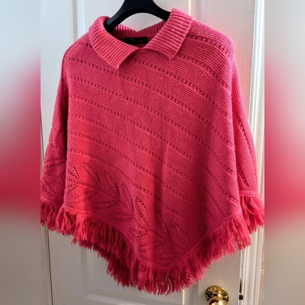 Pink Fringed Women's Sweater Ponch